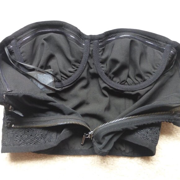 GUESS black floral eyelet pattern bustier top - Picture 6 of 8